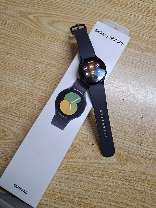 samsung Galaxy Watch 5 Brand new just opened box 0