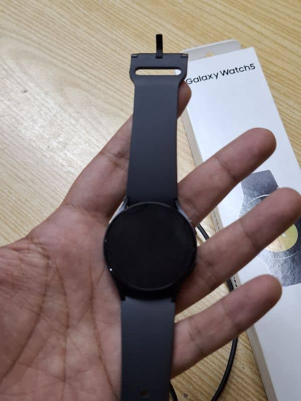 samsung Galaxy Watch 5 Brand new just opened box 2