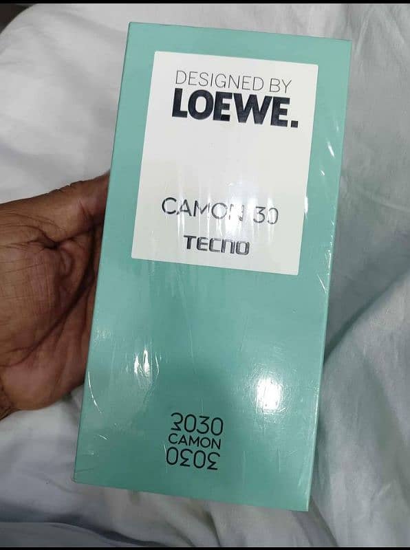 Tecno comon 30. . 8+8. . . 256 non active 0