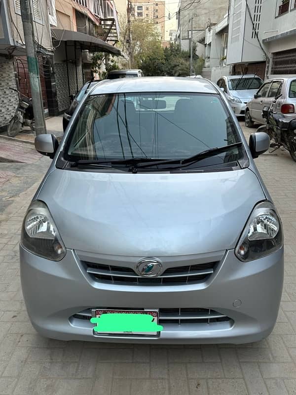 Daihatsu Mira 2012 1