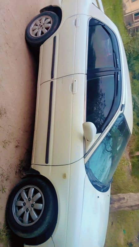 Suzuki Baleno 2004 1