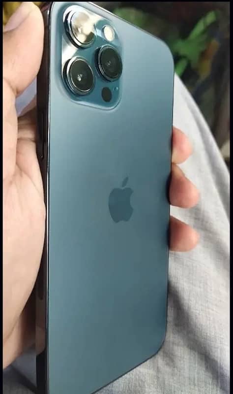 iPhone 12 Pro Max 128gb water pack 0