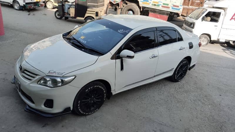 Toyota Corolla GLI 2012 4