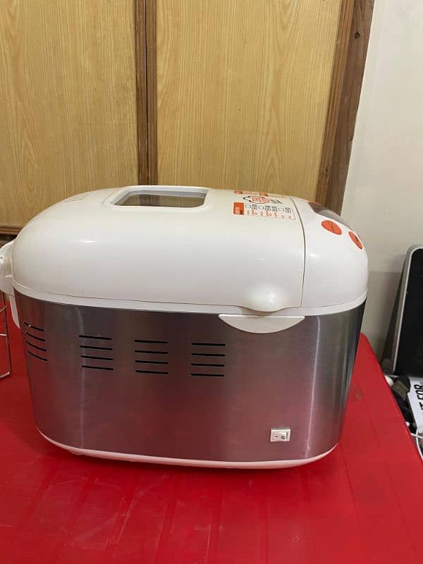 Imetec Automatic Bread Maker / Dough Maker 1