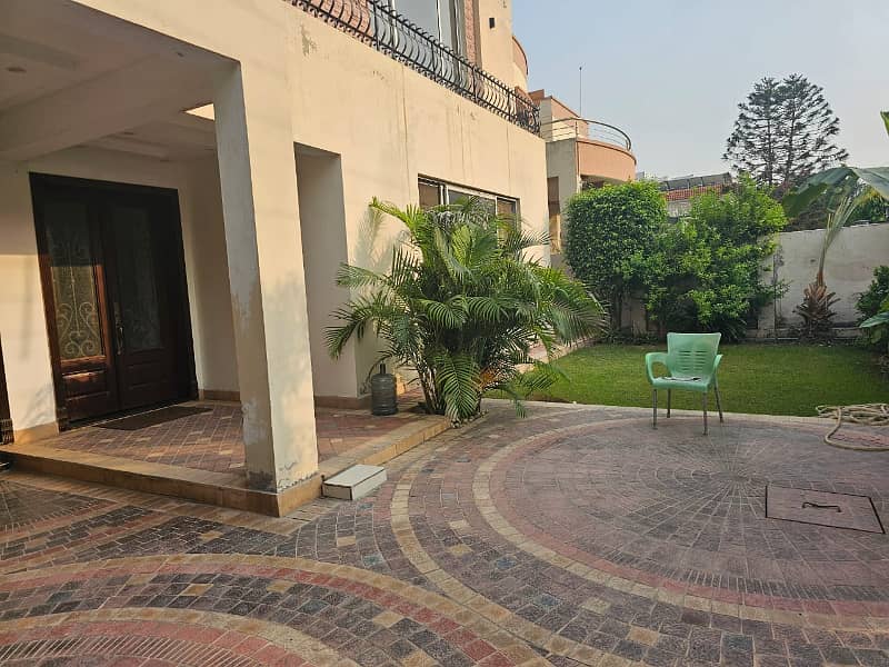 1 Kanal House for Sale in DHA Near LUMS 0