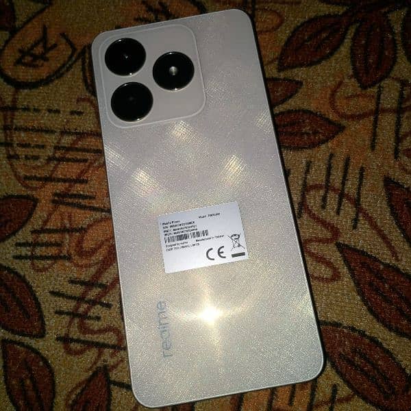 Realme C61 6/128 0