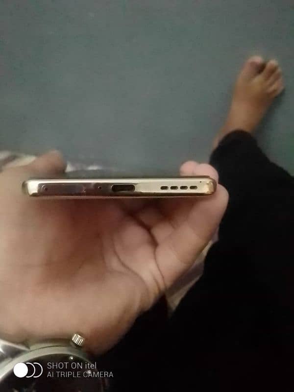 infinix zero 30 ok condition 6 month ago 1