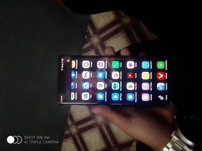 infinix zero 30 ok condition 6 month ago 4