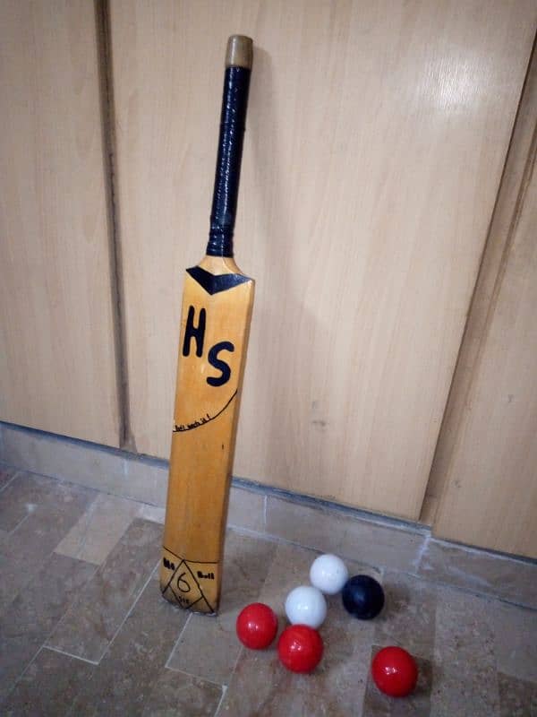 cricket bat and 6 ball for sale 0