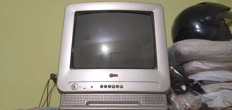 LG TV 2