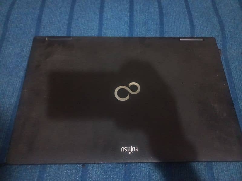 fujitsu Laptop good condition 2