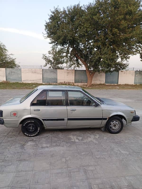 Nissan Sunny 1985 4