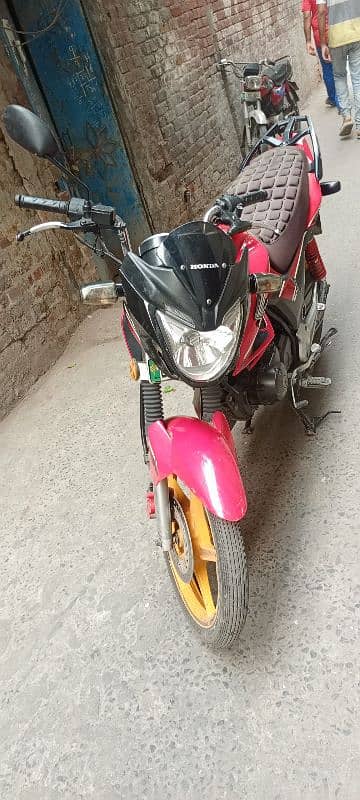 Honda CB150 f 5