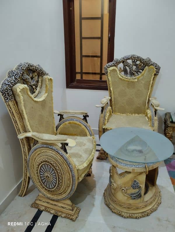 Antique design bedroom chairs 1