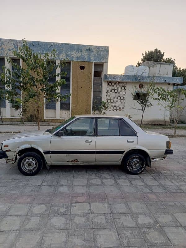 Nissan Sunny 1985 5