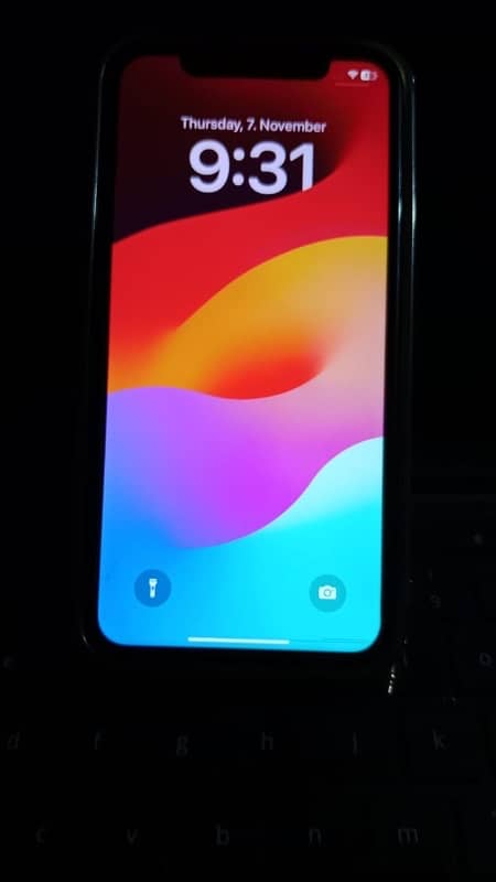 iPhone XR 8