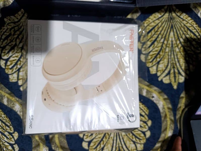 FASTER STEREO HEADPHONES 5