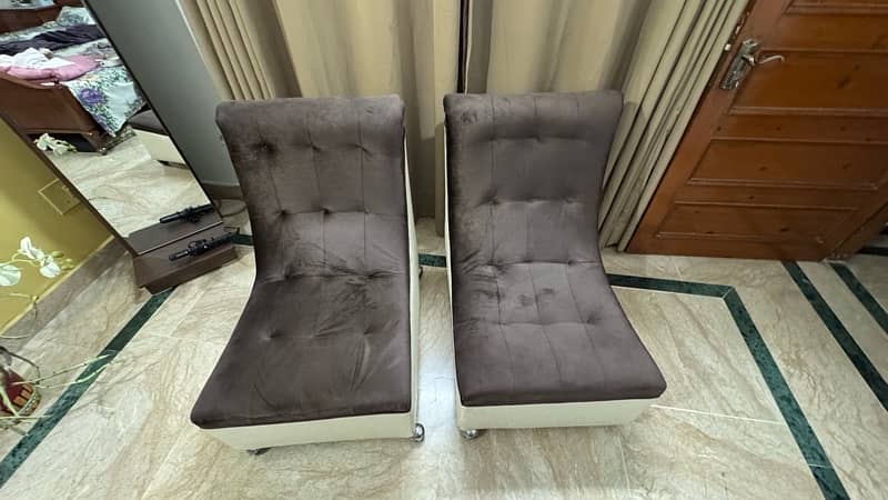 2 sofa seats for Sale 1