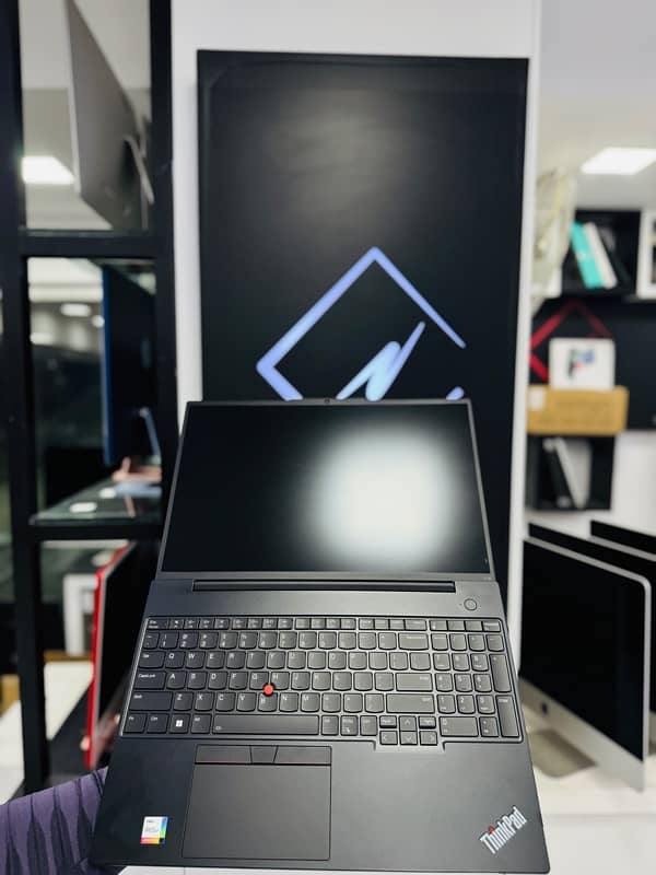 Lenovo Thinkpad E16 1