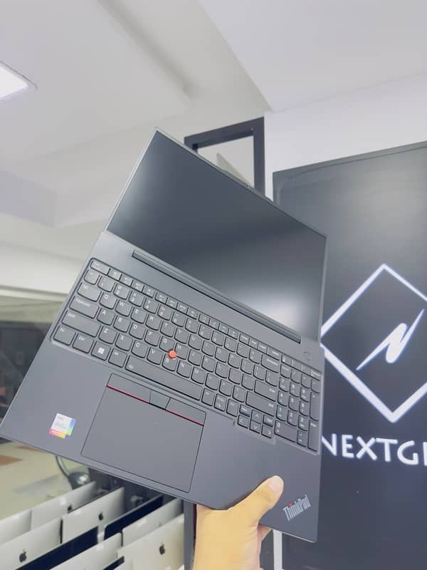 Lenovo Thinkpad E16 5