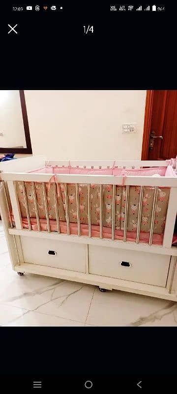 Almost New Baby Crib (Cot) - with free bedding and matress 2