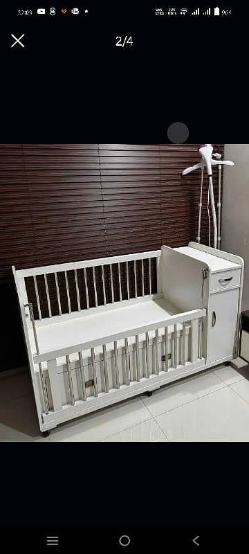 Almost New Baby Crib (Cot) - with free bedding and matress 3