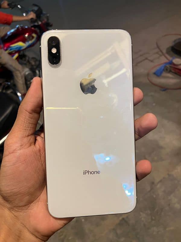 iPhone x s max pta 64gb 4