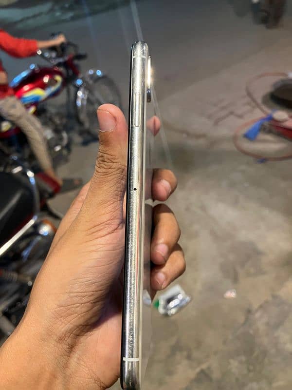 iPhone x s max pta 64gb 6