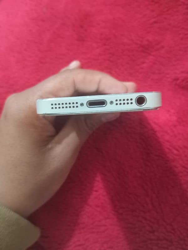 iphone 4 non PTA 2