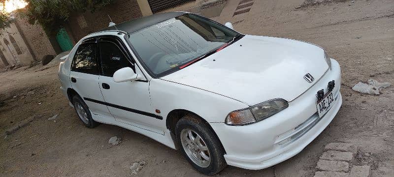 Honda Civic VTi 1995 4