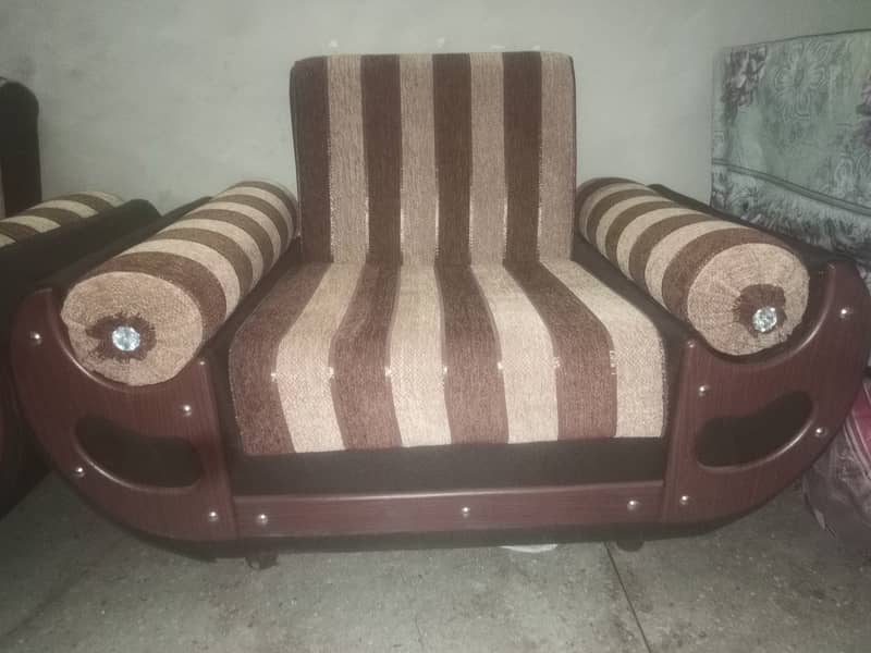 5 seater sofa with table Diamond  brand 0