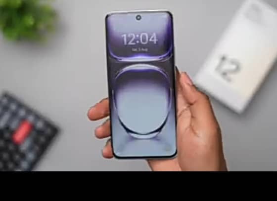 OPPO Reno 12 0