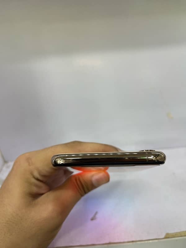 i phone xs max 256 gb Pta Approved 5