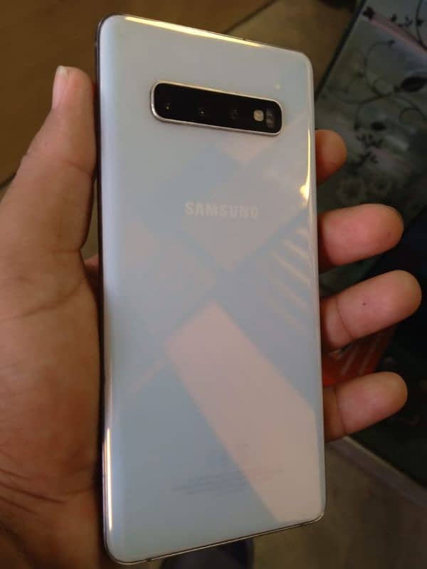 Samsung S10+ 0