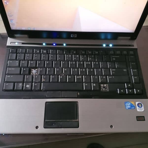 HP Laptop 8