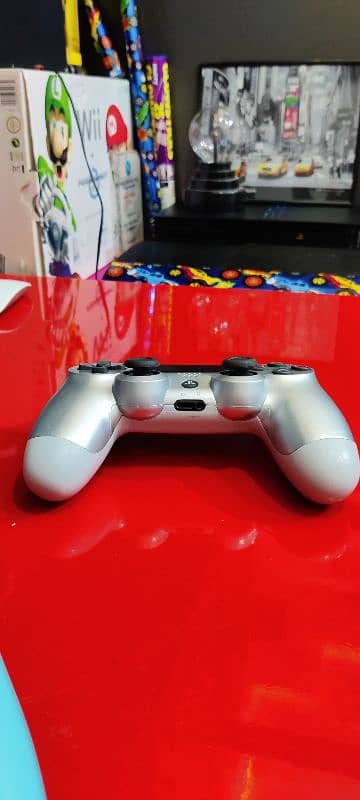 play station 4 controllers 13