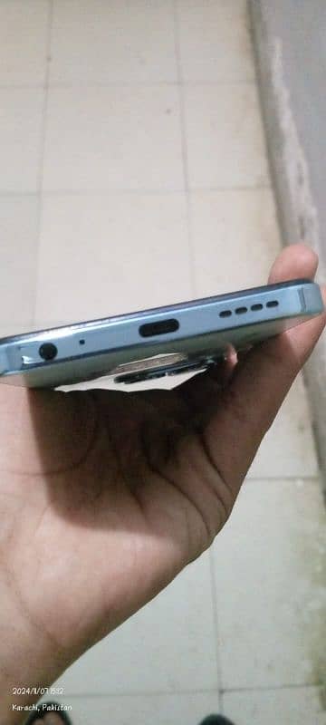 Infinix Hot 40 i 8+8 128 0