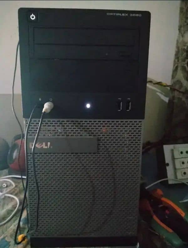 Gaming Pc Dell Core i5 4th Generation 0