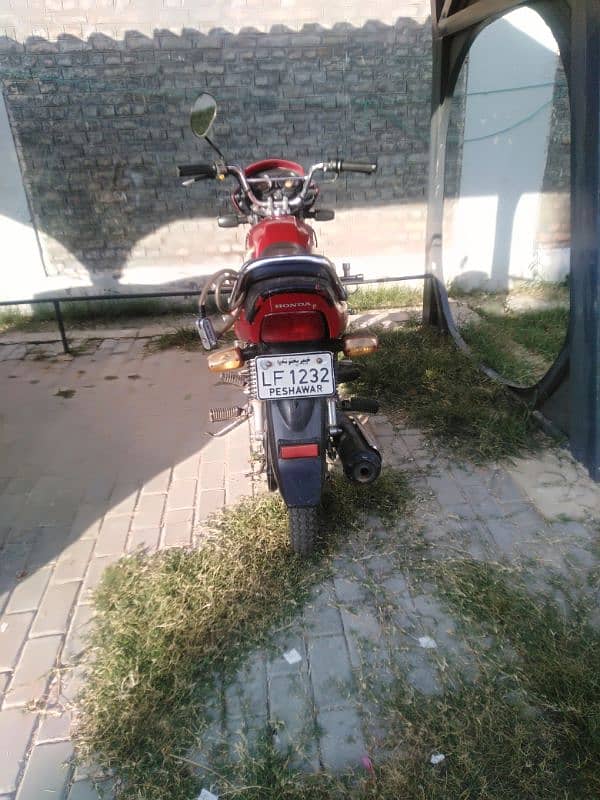 100cc Honda Bike available 1