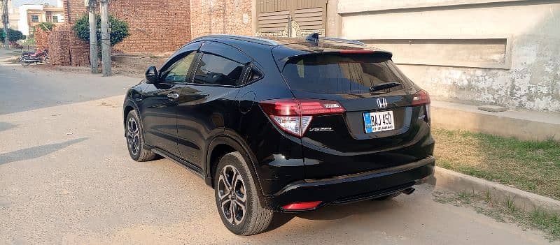 Honda Vezel 2016 8