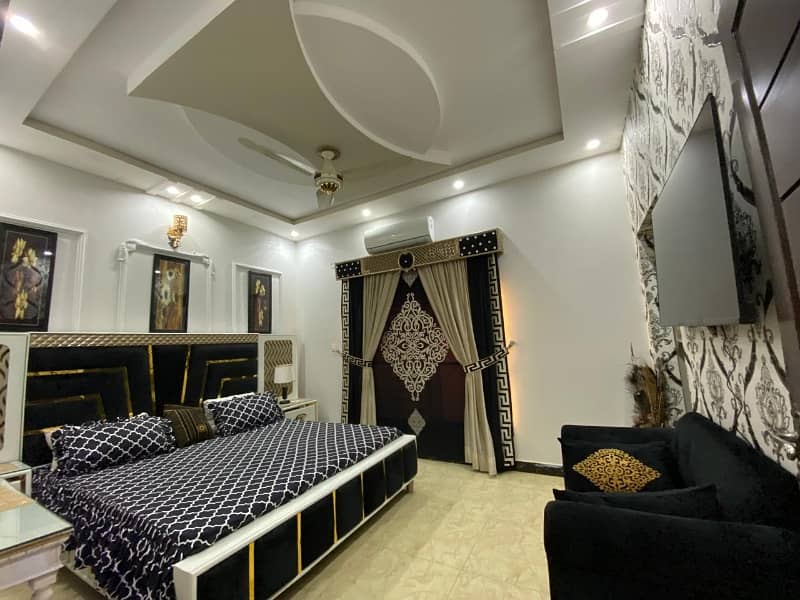 5.5 Marla Fully Furnished Facing Park House At Affordable Price Awaits You 16