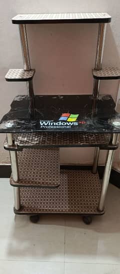 computer trolley for selling