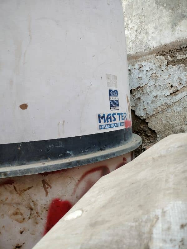 master fiber tank 2500 us gallon used 1