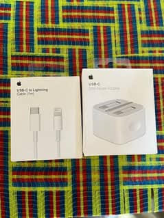 I phone orignal charger 10 by 10 condition