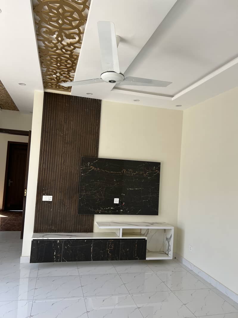 Luxurious 1 Kanal Upper Portion for Rent in Fazaia Housing Scheme Phase 1 1