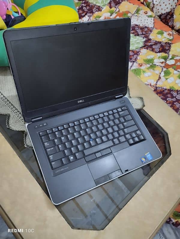 10/10 condition laptop Dell company 1