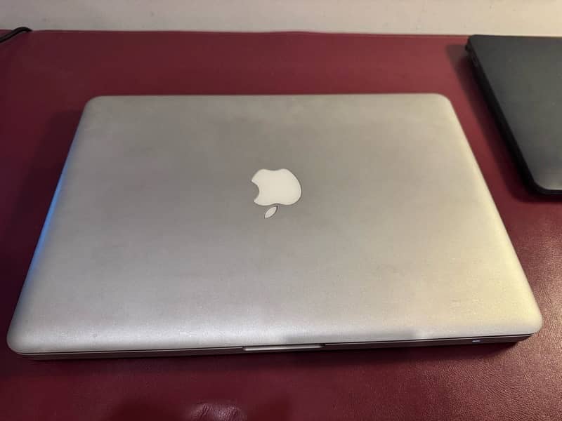 Apple Macbook Pro 2012 Mid 8