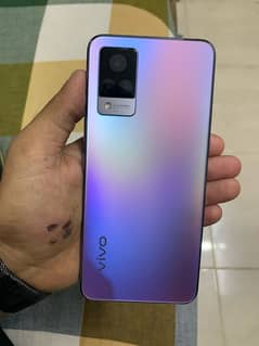 VIVO V21