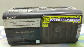 SONY taperecorder with Fm radio in good condition