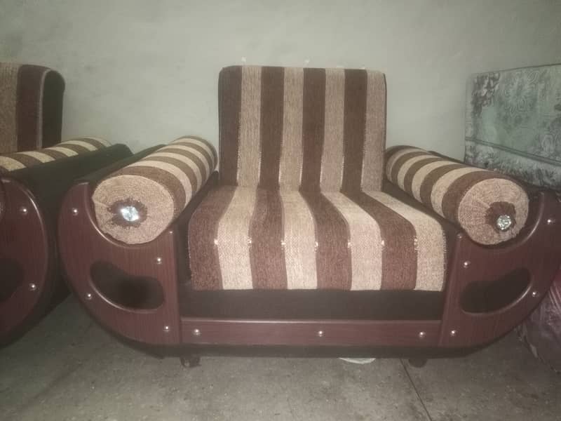 5 seater with table Diamond  brand 1